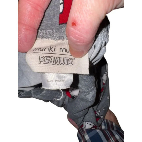 Munki Munki Snoopy Santa Holiday Pajama Sets Unisex couples matching pjs S & M - Picture 7 of 16